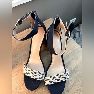 Chunky heel sandals- Lauren Conrad - Blue